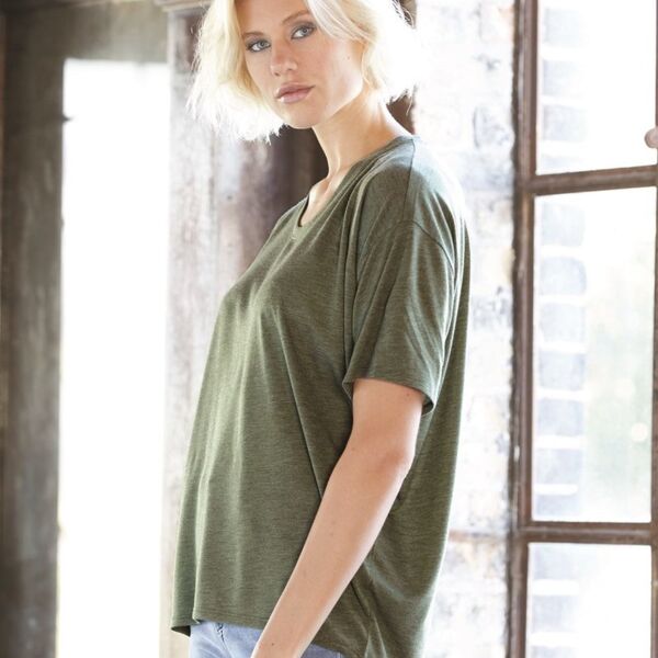 Women’s Freedom Drop Shoulder T-Shirt Thumbnail